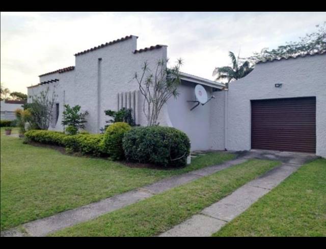 5 BEDROOM HOUSE FOR SALE IN MEER EN SEE